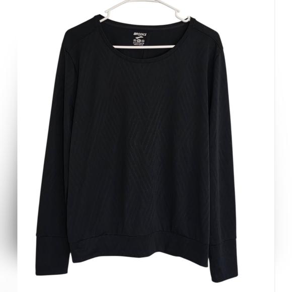 Brooks Sweaters - Brooks Black Crewneck Long-Sleeve Pullover With Peekaboo Back Size XL